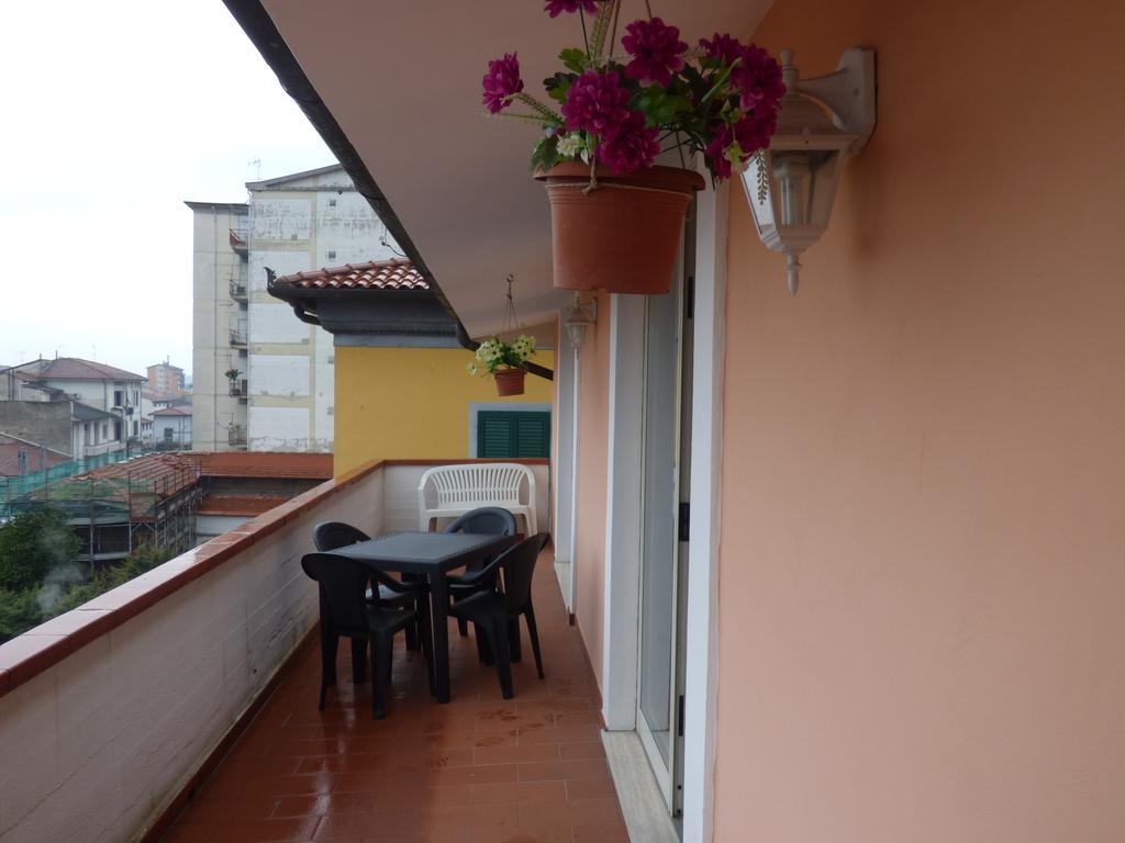 Holiday Matteotti Монтекатини Терме Екстериор снимка